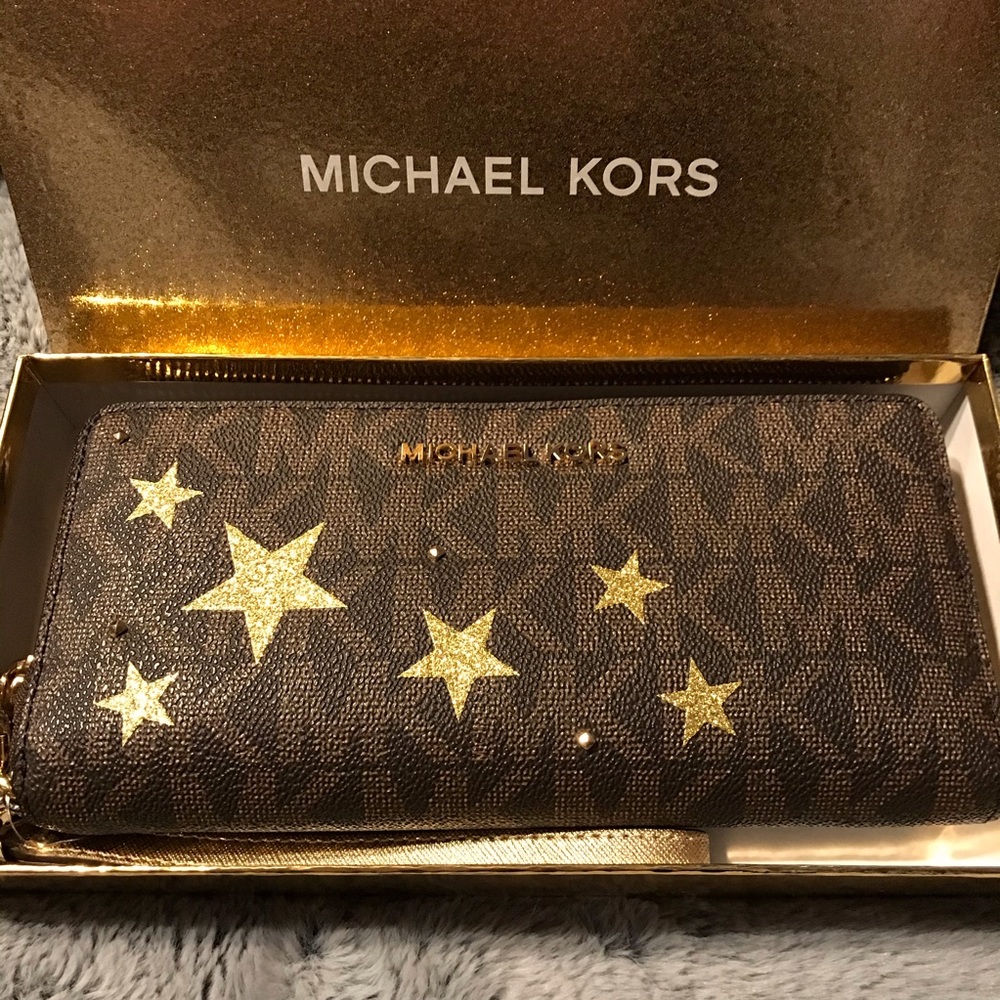Michael Kors Brown/PlGold Wallet NWT - Picture 2 of 8